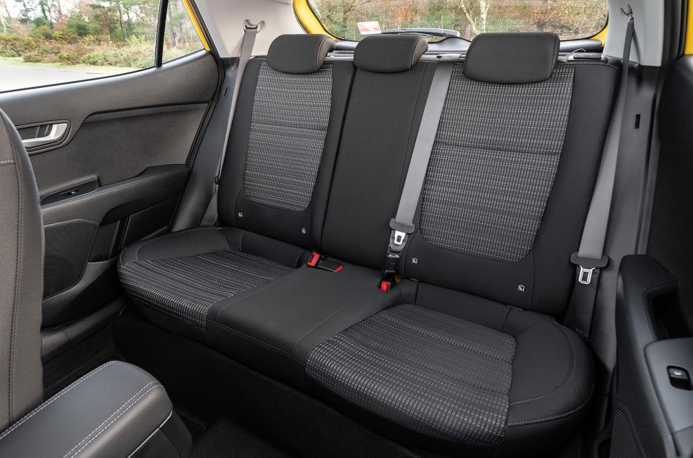 Kia Stonic back seats
