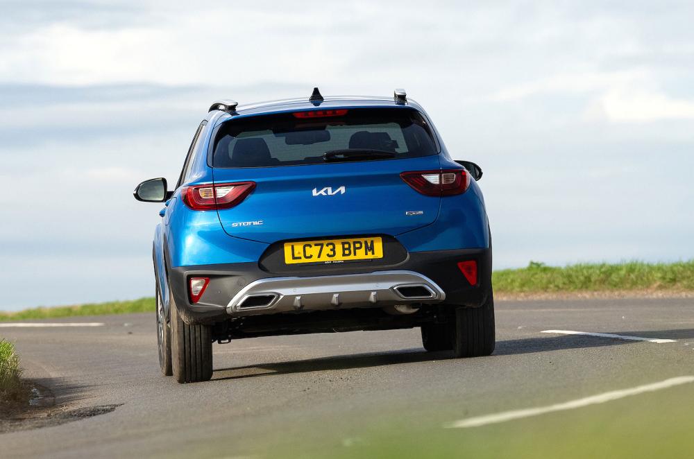 Kia Stonic rear cornering