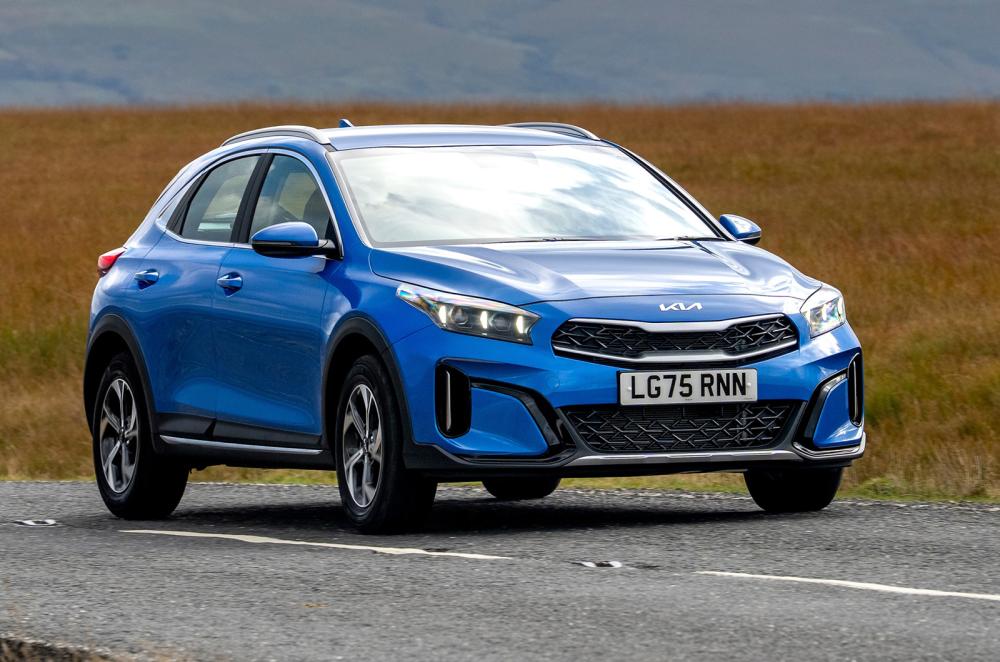 Kia XCeed front cornering