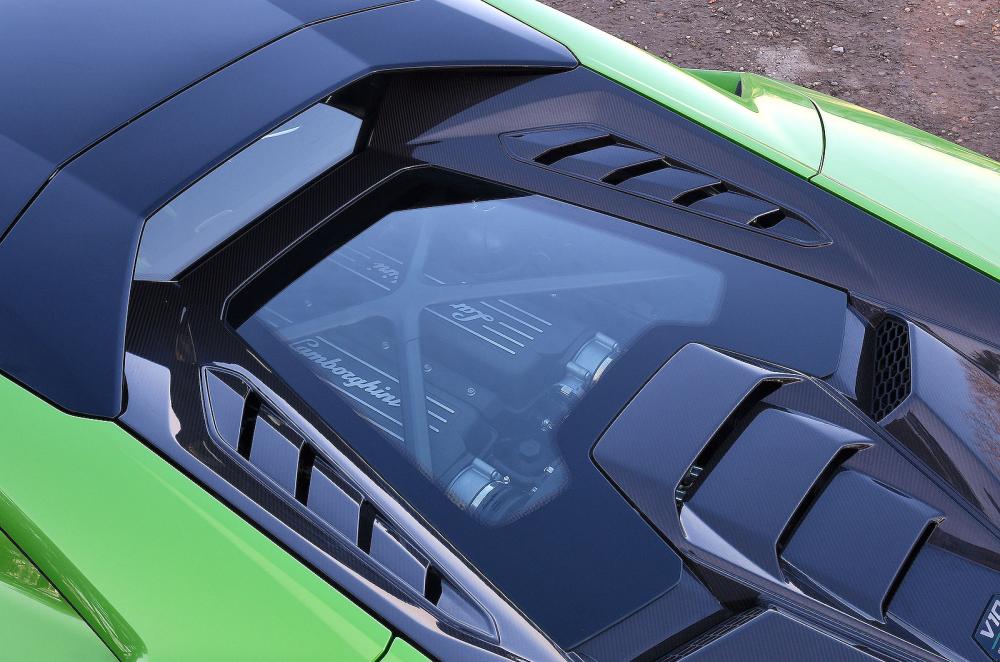 Lamborghini Huracán engine