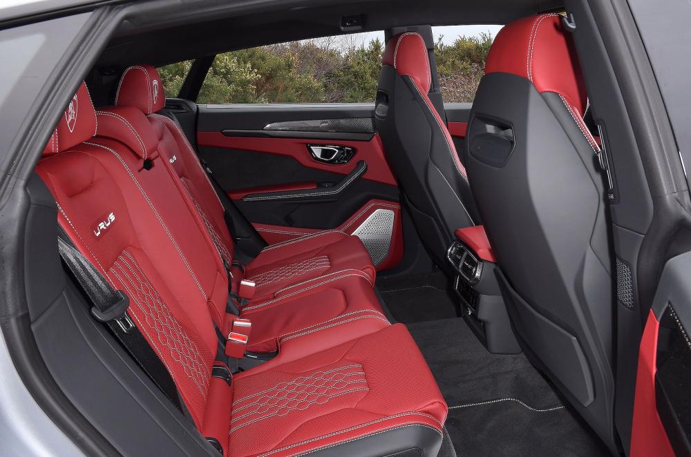 Lamborghini Urus interior back seats