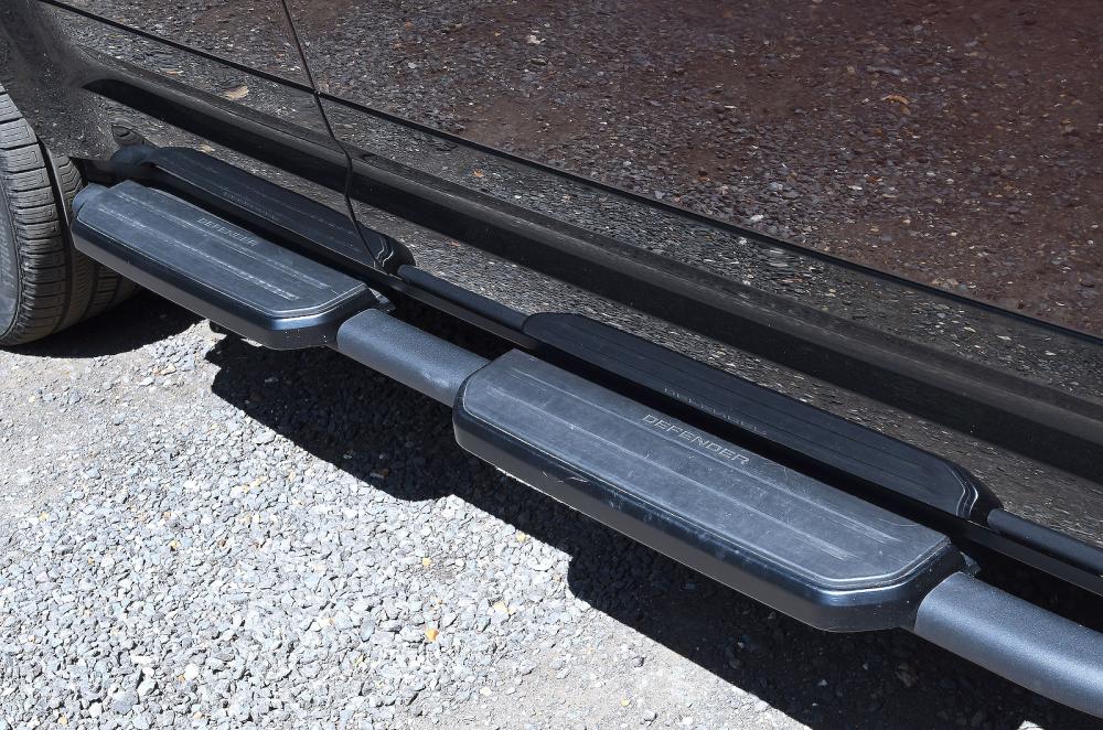 Land Rover Defender 110 side step