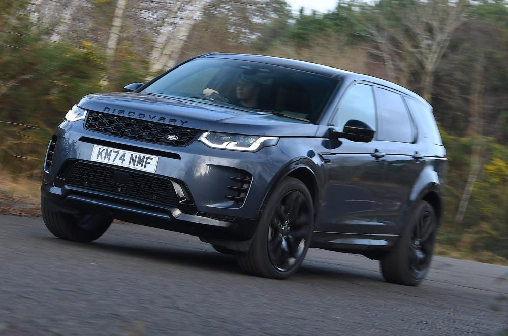 Land Rover Discovery Sport front cornering
