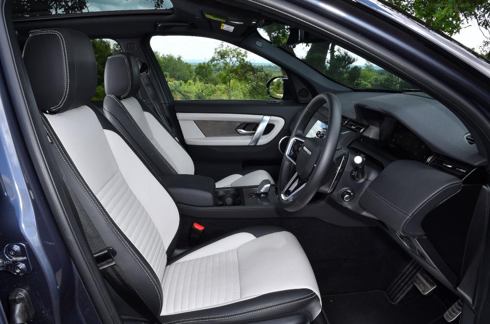 Land Rover Discovery Sport front seats