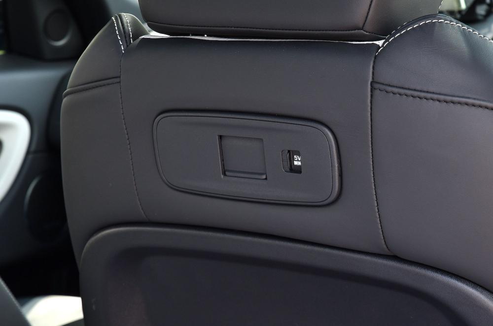 Land Rover Discovery Sport seat detail