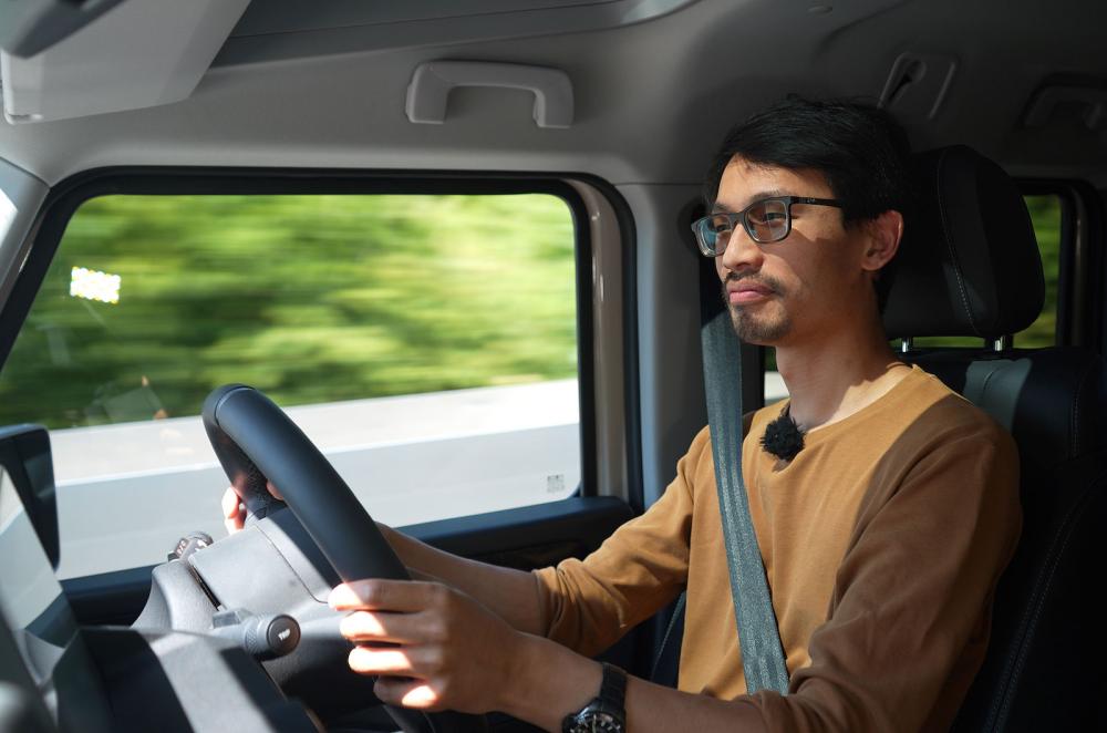 Lawrence Cheung test driving Ineos Grenadier