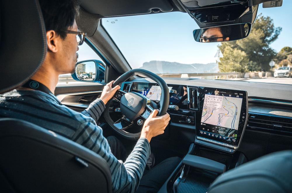 Lawrence Cheung test driving Renault Rafale