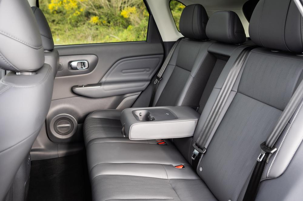 Leapmotor B10 Hybrid rear seats