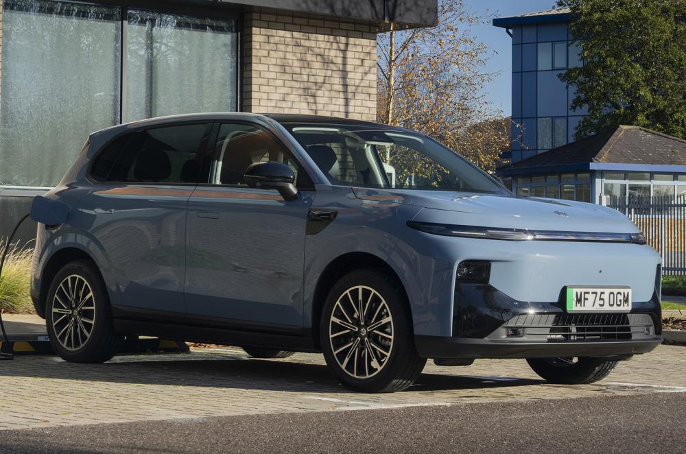 Leapmotor B10 static front right