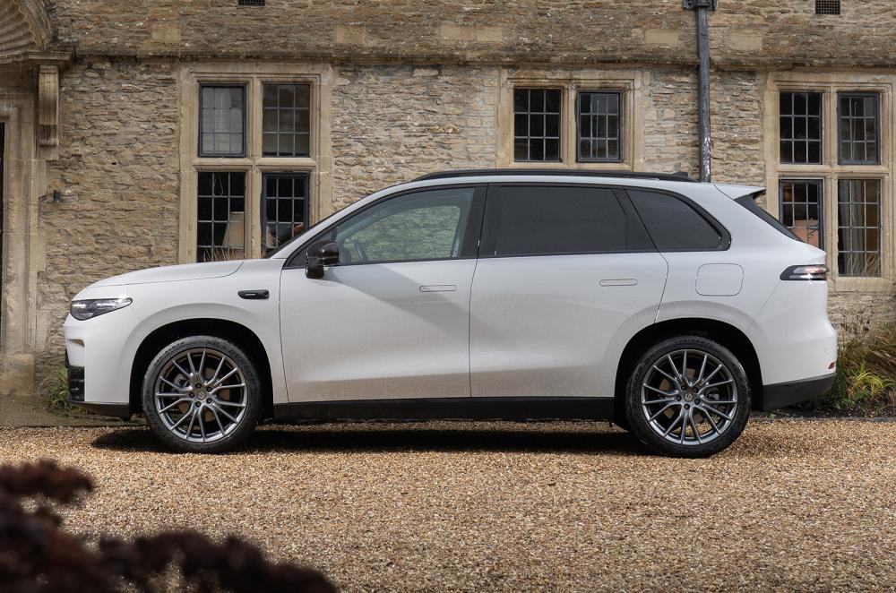 Leapmotor C10 REEV static side