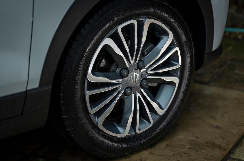 Leapmotor T03 alloy wheel