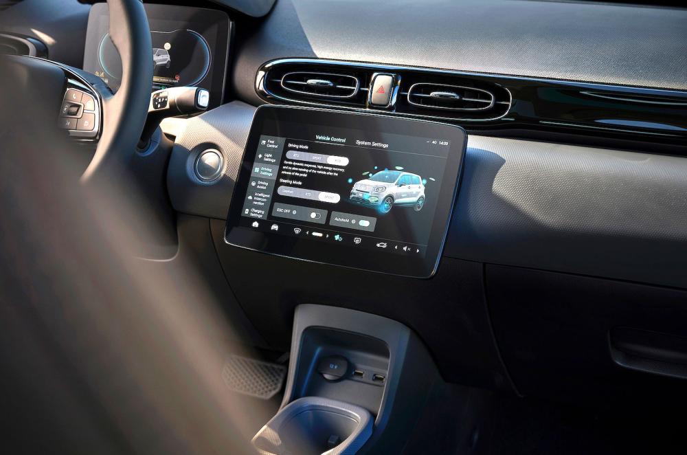 Leapmotor T03 infotainment touchscreen