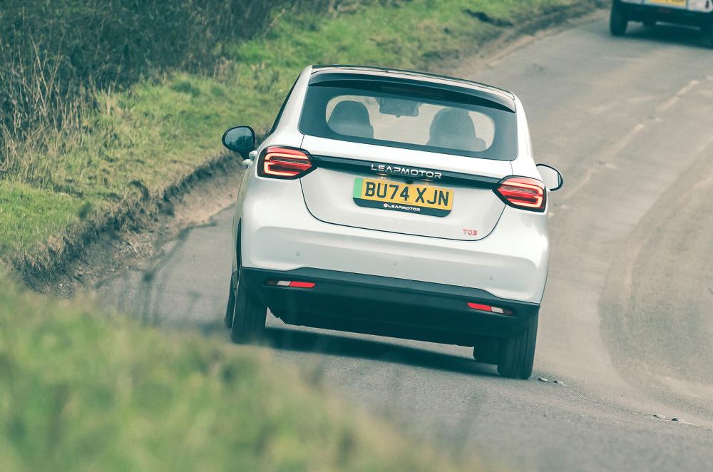 Leapmotor T03 rear cornering