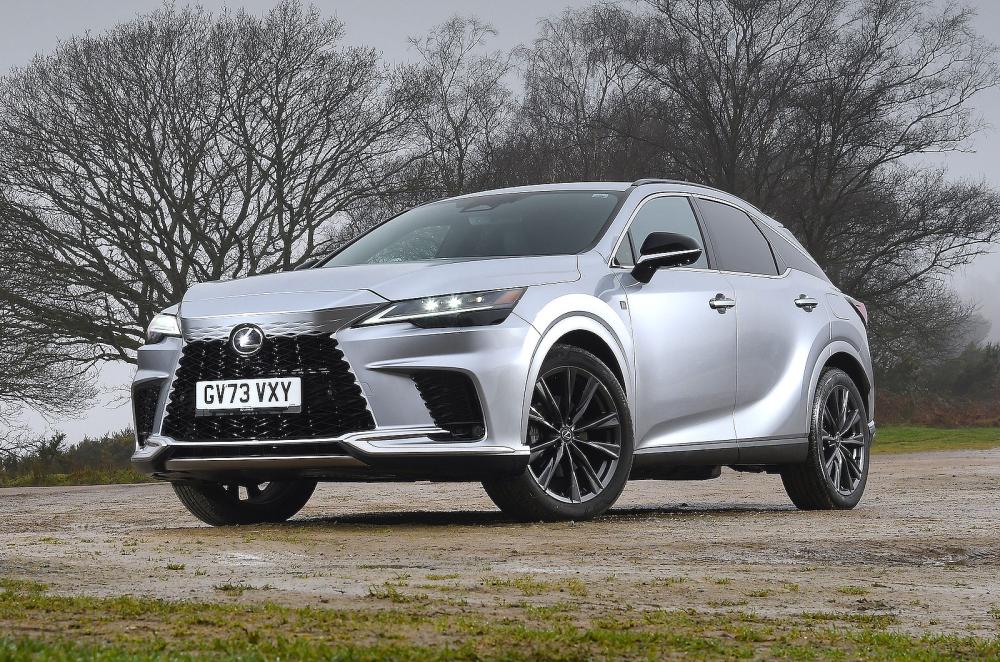 Lexus RX front left static
