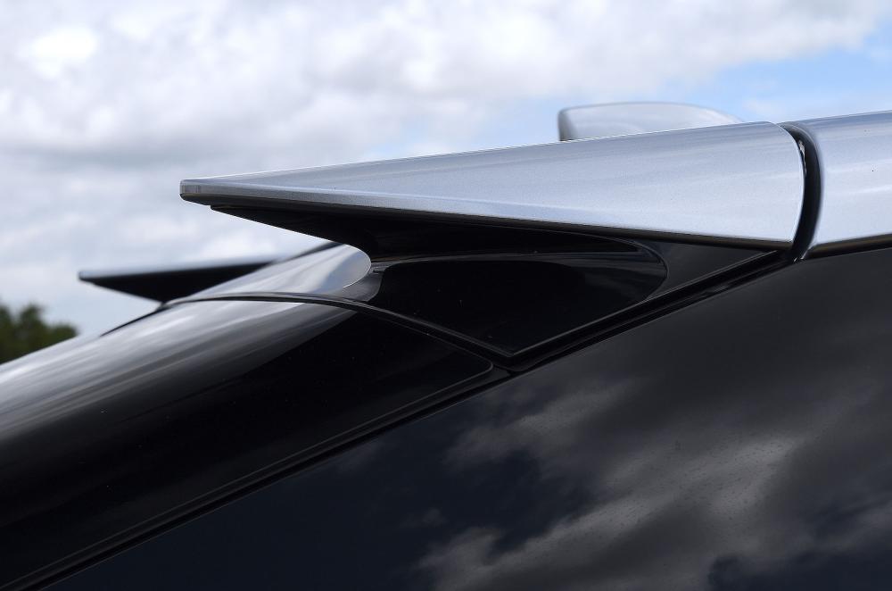 Lexus RZ rear roof detail