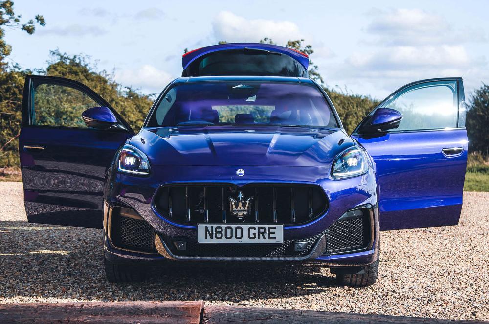 Maserati Grecale Trofeo front static doors open