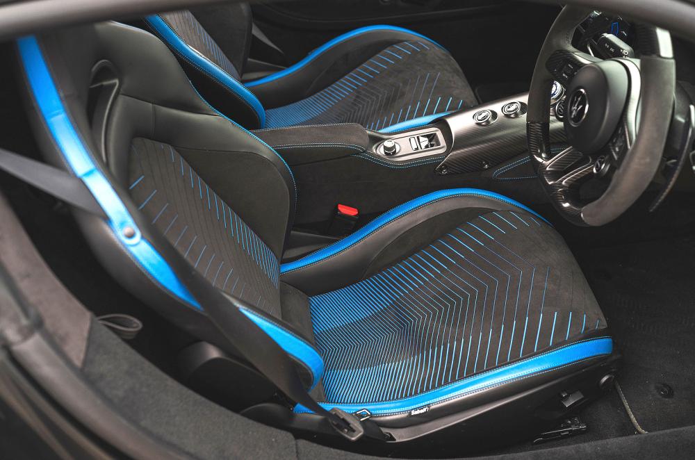 Maserati MC20 interior seats