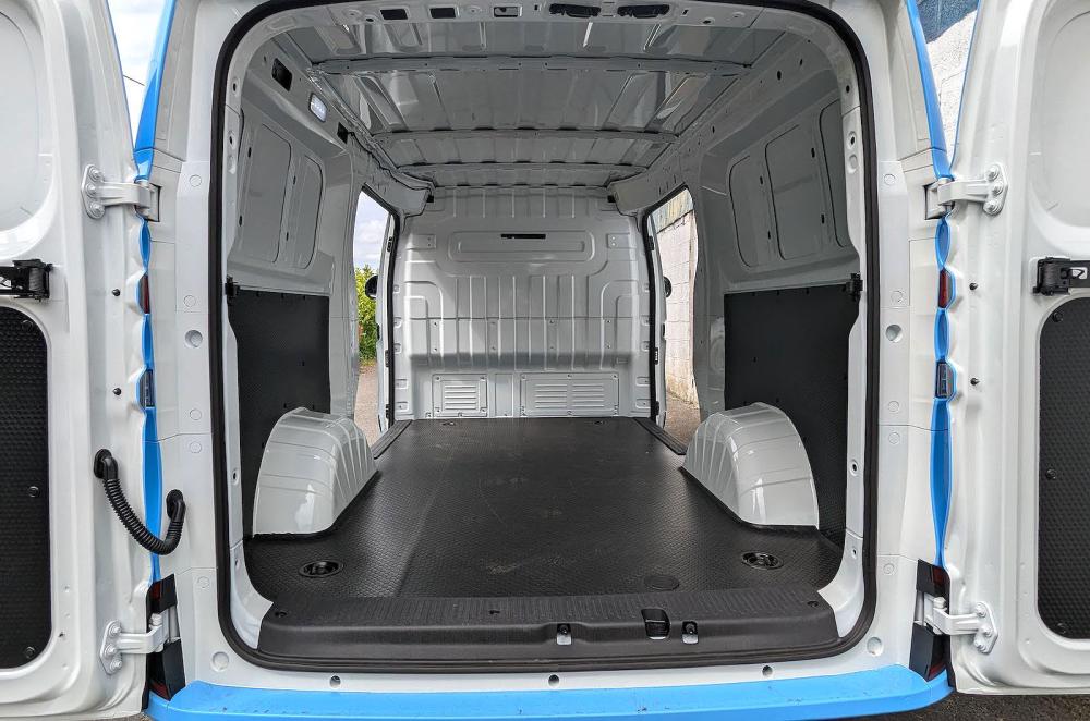 Maxus eDeliver 5 load bay