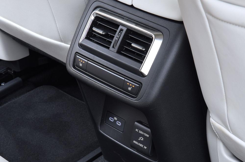 Mazda CX-60 rear interior detail