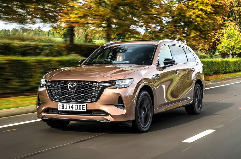 Mazda CX-80 front left driving