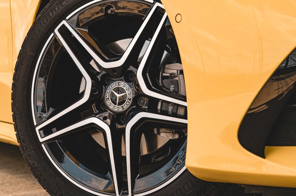 Mercedes A-Class alloy wheel detail