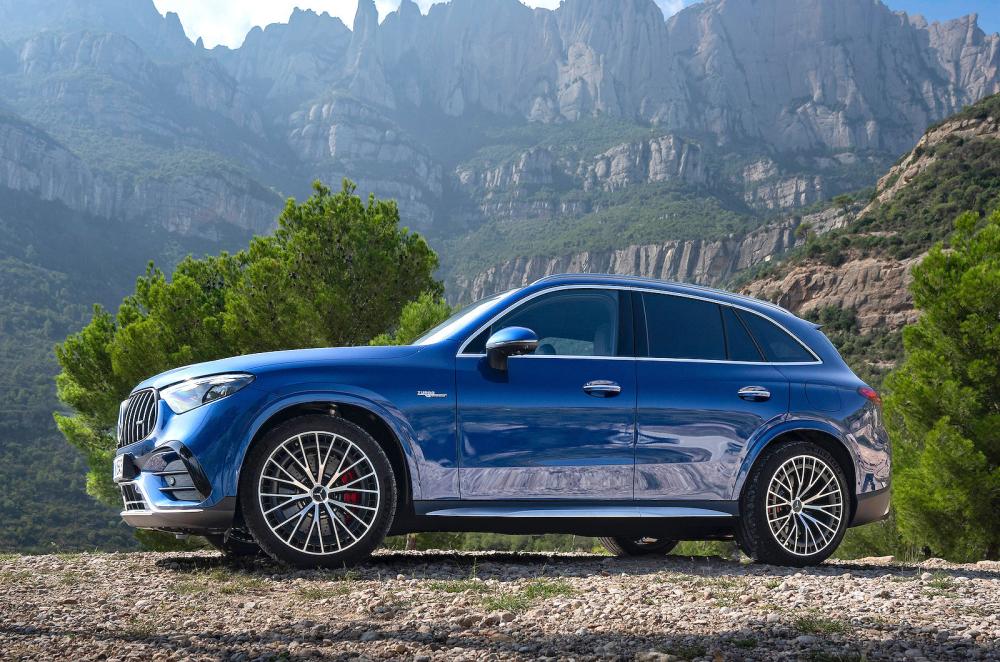 Mercedes-AMG GLC 63 S left static