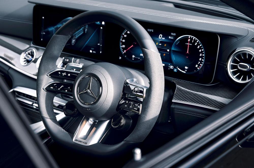 Mercedes-AMG GT 4-door Coupé interior steering wheel