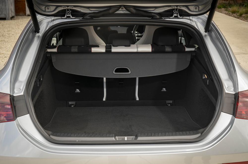 Mercedes CLA Shooting Brake boot