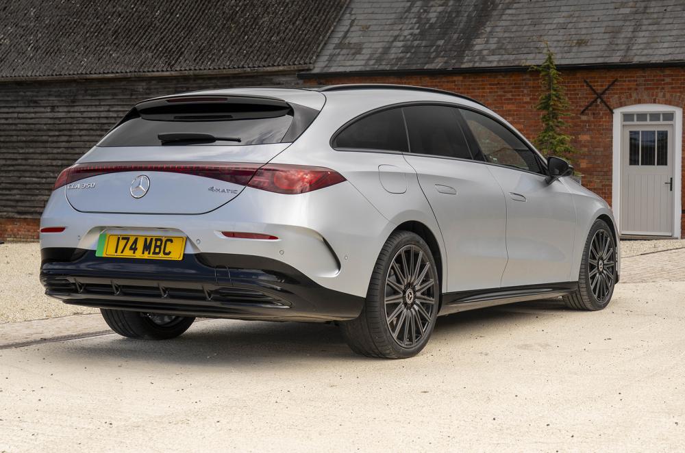 Mercedes CLA Shooting Brake static rear right