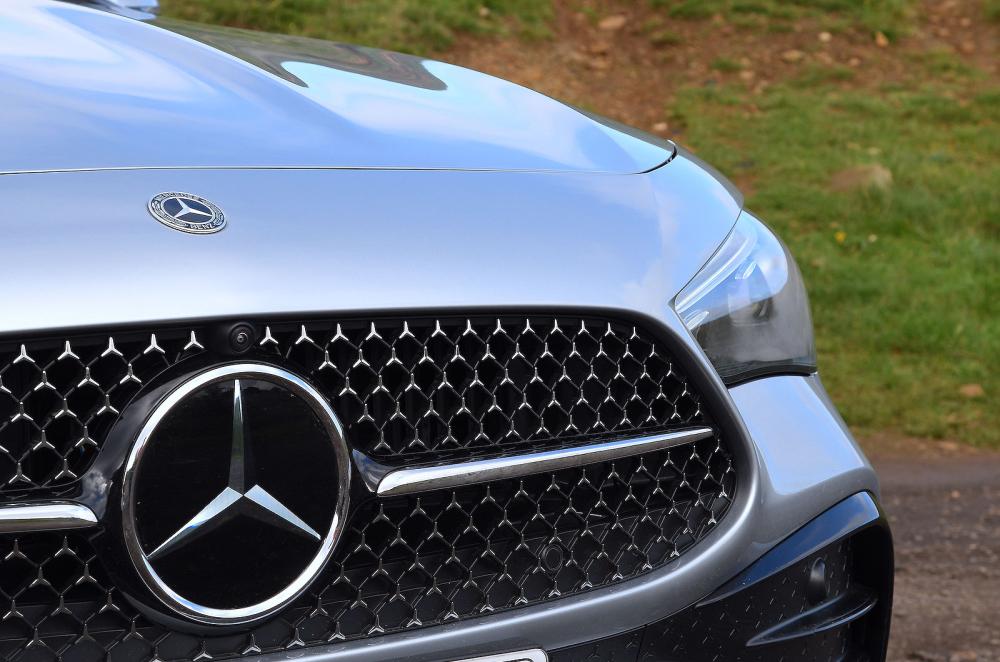 Mercedes CLE grille