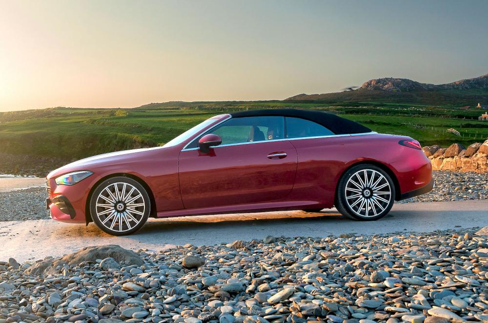 Mercedes CLE Cabriolet left static