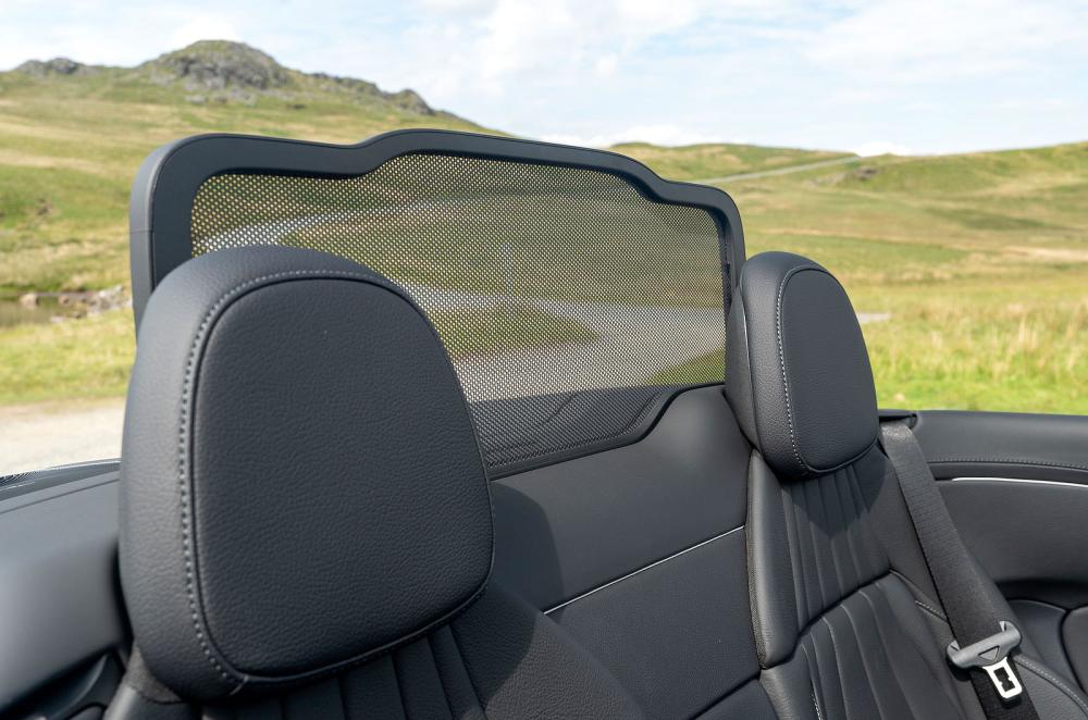 Mercedes CLE Cabriolet rear wind deflector