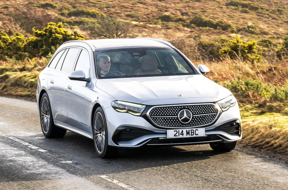 Mercedes E-Class Estate front right driving