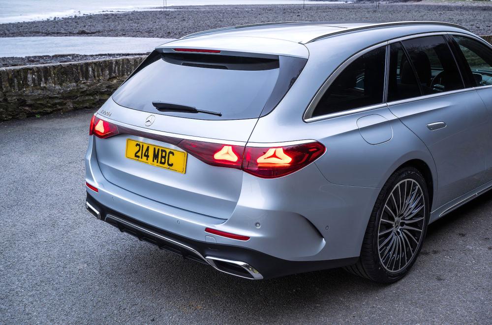 Mercedes E-Class Estate rear detail