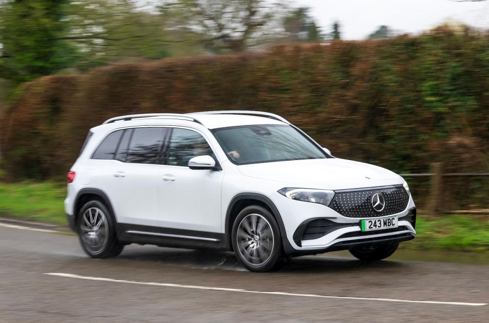 Mercedes EQB front cornering