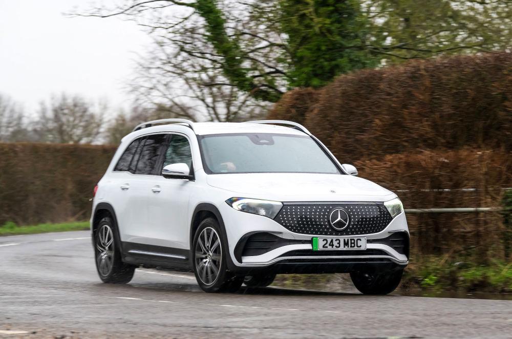 Mercedes EQB front cornering