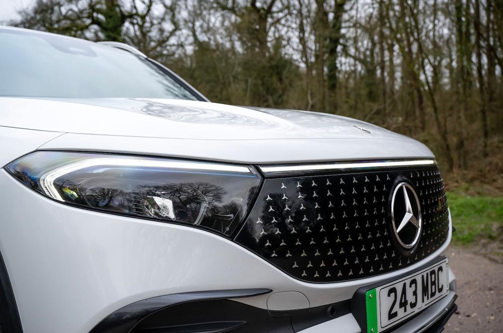 Mercedes EQB front detail