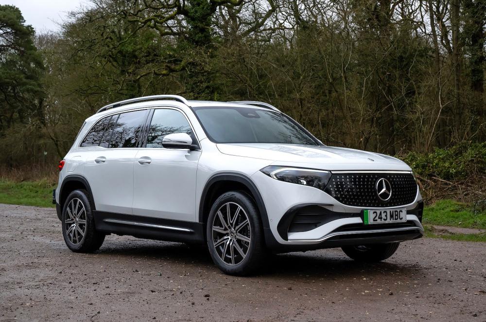 Mercedes EQB front right static