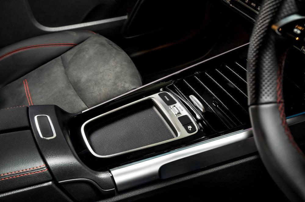 Mercedes EQB interior detail