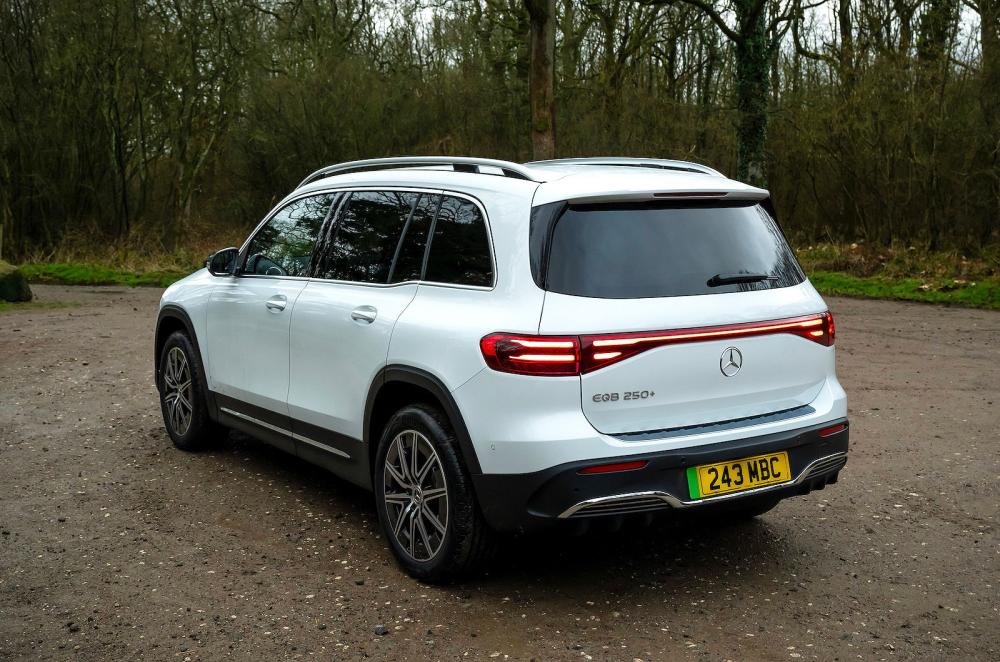 Mercedes EQB rear left static