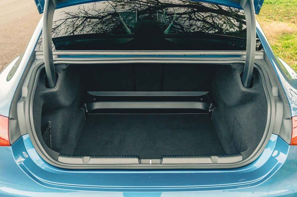 Mercedes EQE boot open