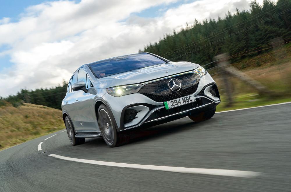 Mercedes EQE SUV front cornering
