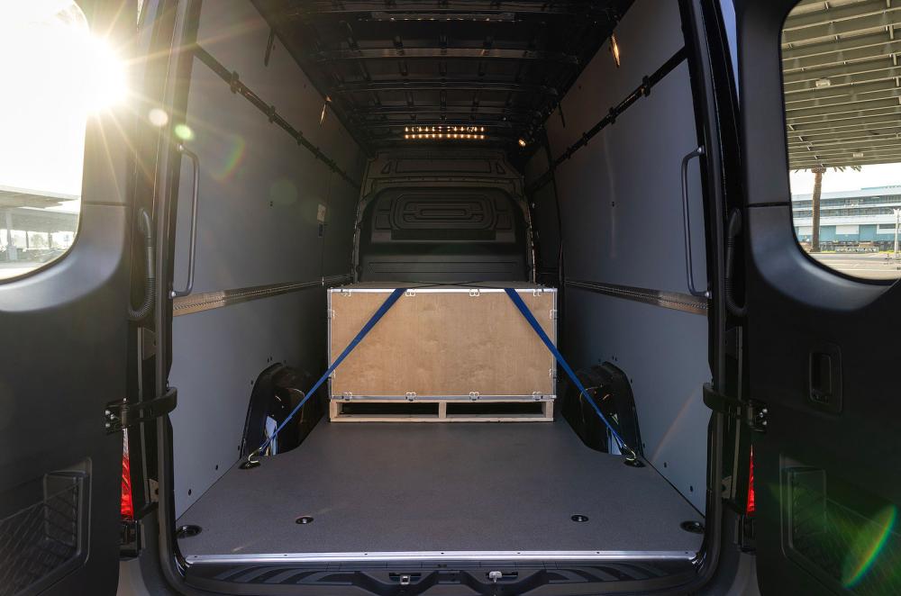 Mercedes eSprinter load bay