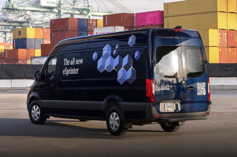 Mercedes eSprinter rear left static