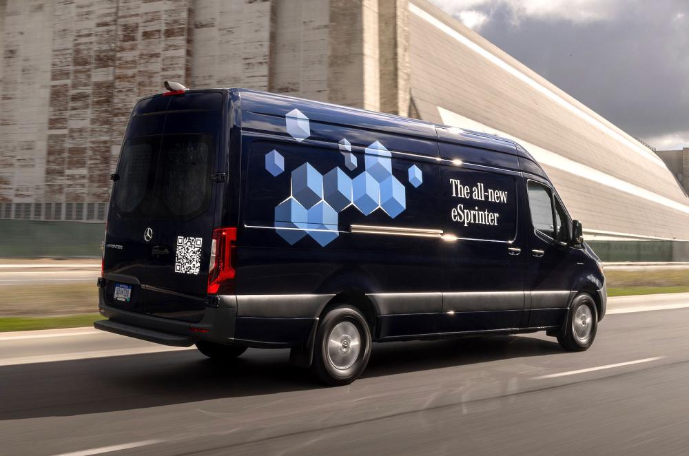 Mercedes eSprinter rear right driving