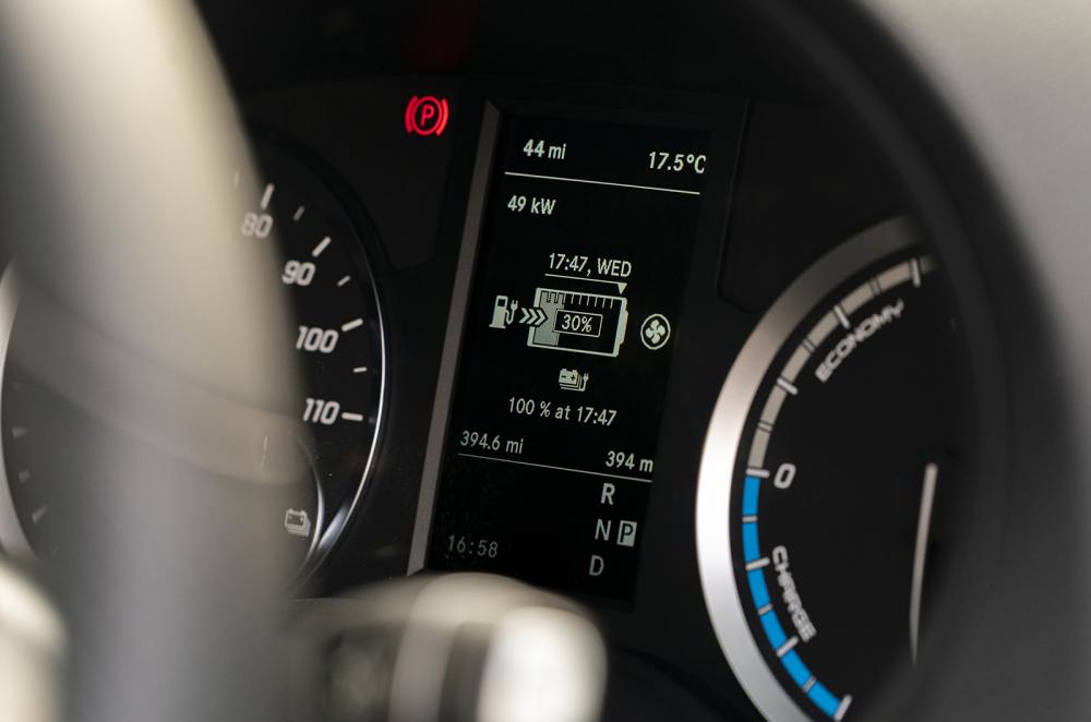 Mercedes eVito driver's display