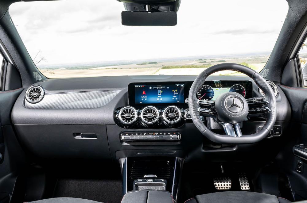 Mercedes GLA interior dashboard