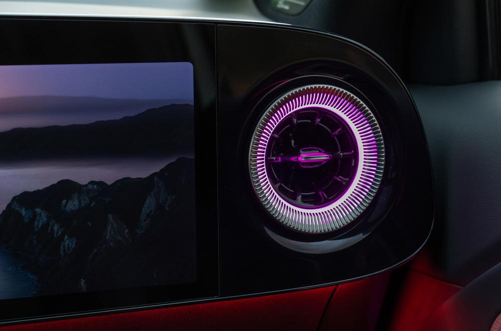 Mercedes GLB interior detail