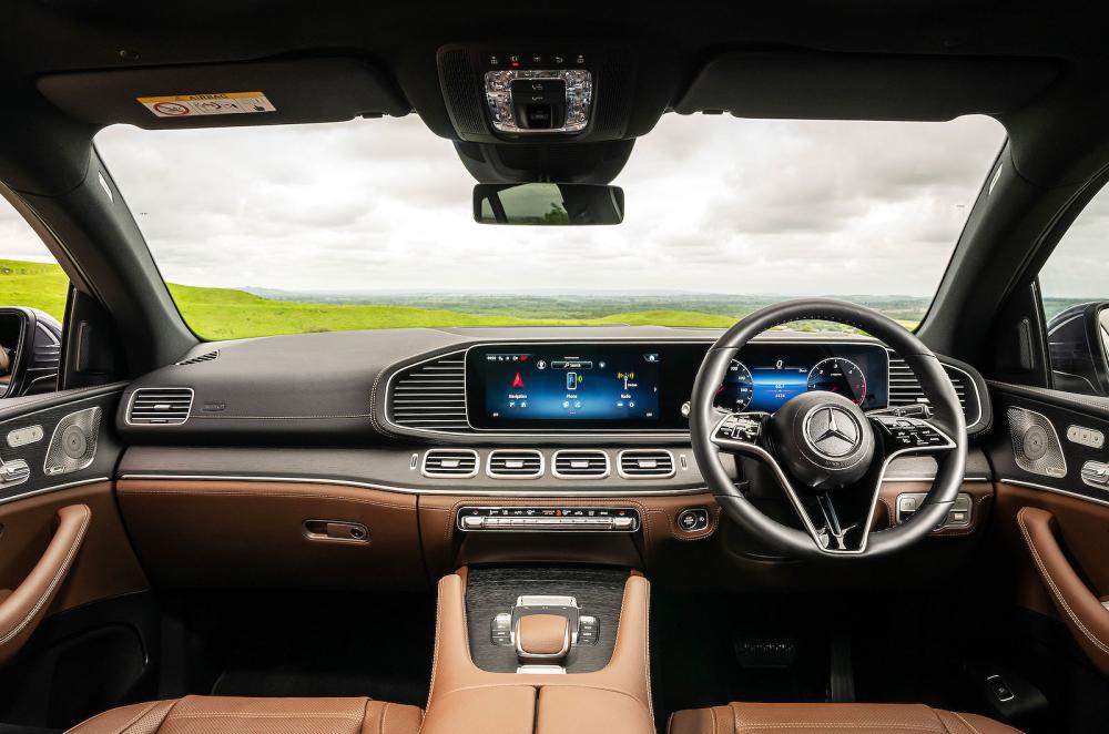 Mercedes GLC Coupé dashboard