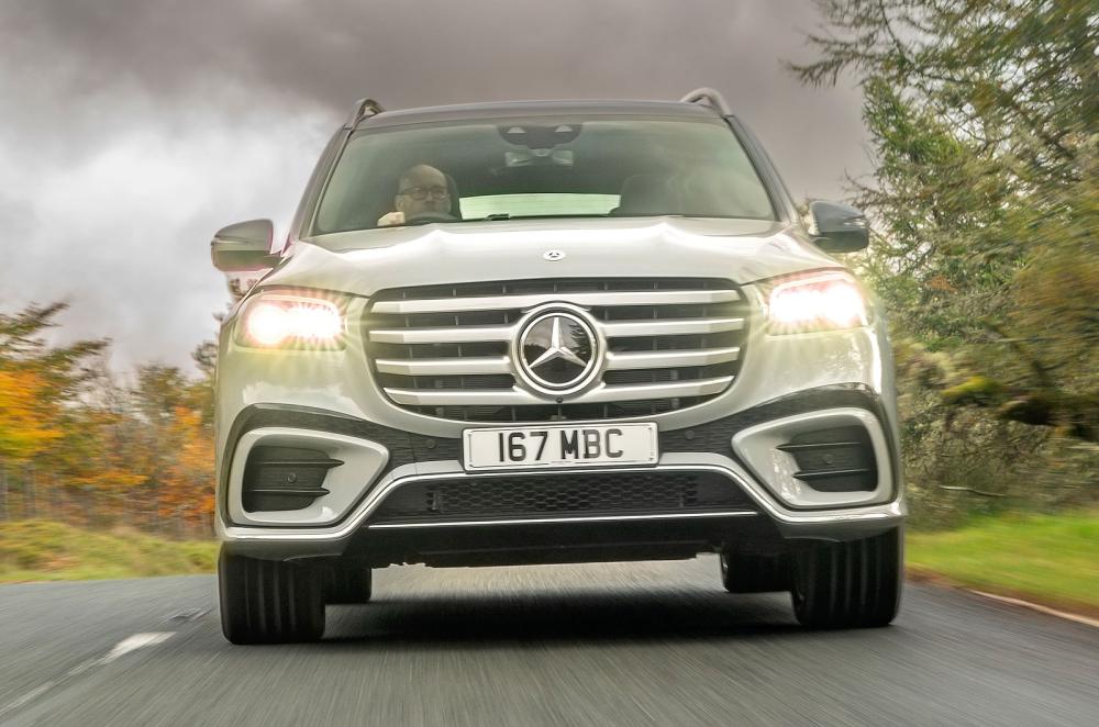 Mercedes GLS front driving